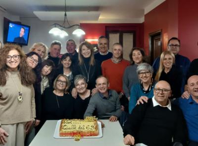 Camerino, i ragazzi del '69 rinnovano la tradizione con un 55° compleanno memorabile