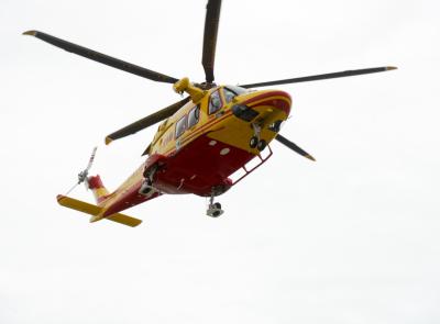 Corridonia, auto contro tir in superstrada: interviene l'elisoccorso