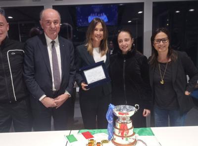 Tathiana Garbin a Tolentino: la capitana della Nazionale incontra i giovani talenti del Circolo tennis