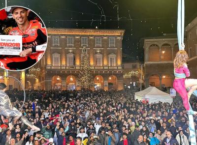 Macerata, per il Capodanno in piazza c'è una novità: Marco Melandri debutta come dj