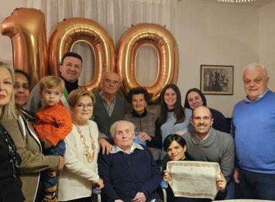 Tolentino, un Natale da centenaria: Pierina Ranzuglia spegne le 100 candeline