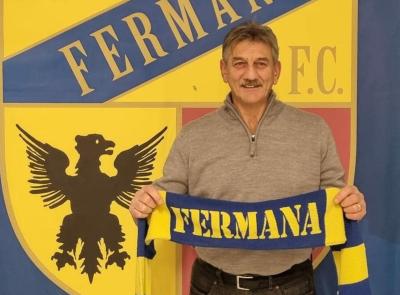 Fermana, svolta in panchina: esonerato Bolzan, Fabio Brini torna al Recchioni dopo 30 anni