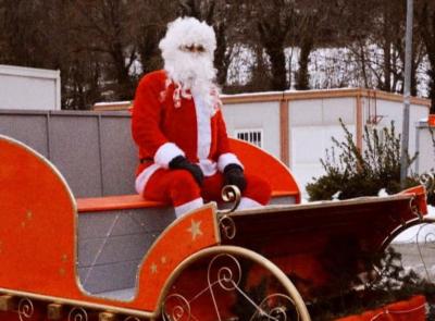 A Pieve Torina è arrivato Babbo Natale a bordo della sua magica slitta