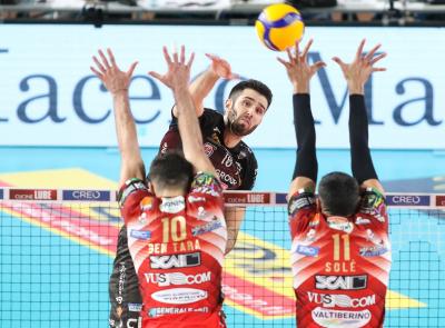 Volley, sold out per il big match Lube-Perugia: la rivalità si accende all'Eurosuole Forum