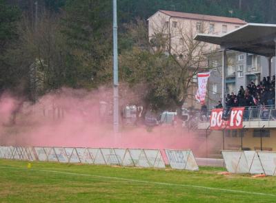 Fumogeno contro il guardalinee: stangata della Figc sulla Settempeda