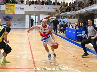 Serie B, il derby è di Porto Recanati: l'Attila doma la Svethia e firma l'aggancio in classifica (VIDEO)