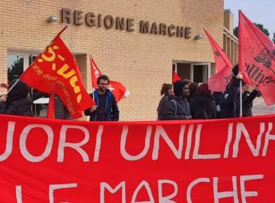 "Fuori UniLink dalle Marche": studenti e sindacati in Regione contro l'università privata