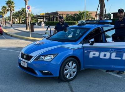 Civitanova, controlli a tappeto: irregolare al Cpr, fucile sequestrato e denunce per droga e resistenza