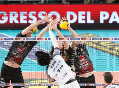 La Lube perde la battaglia con Milano al tie-break: prima sconfitta in casa, i playoff partono male