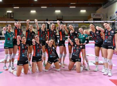 L'undicesima meraviglia della Cbf Balducci: Trento schiantata in 4 set