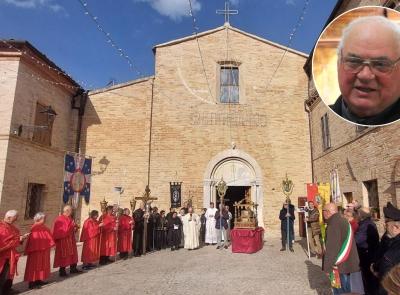 Montelupone, alla memoria di don Armando Senigagliesi il premio San Firmano: "Il suo lascito è un patrimonio di fede"