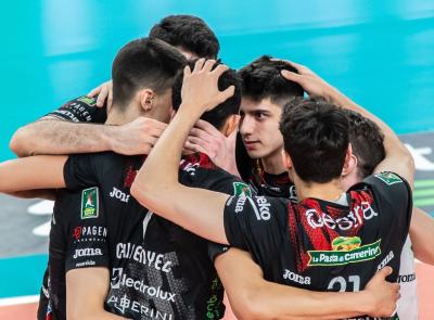 Vertigini in Trentino, la Lube cade 3-0 contro Trento: si complica la corsa allo scudetto Vertigini in Trentino, la Lube cade 3-0 contro Trento: si complica la corsa allo scudetto