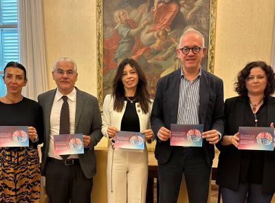 Giobbe Covatta apre "Edunova Humans in Tech": a Civitanova il festival che unisce scuola, umanità e innovazione