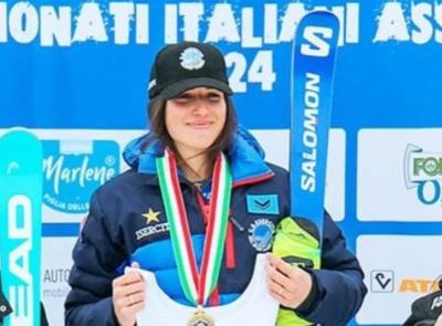 Treia intitola un'aula dell'Istituto "Paladini" alla giovane campionessa di sci Matilde Lorenzi Treia intitola un'aula dell'Istituto "Paladini" alla giovane campionessa di sci Matilde Lorenzi