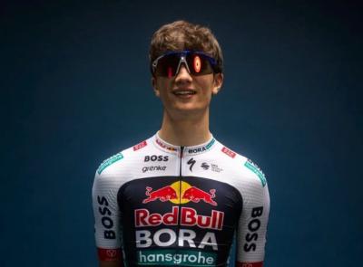 Giulio Pellizzari al via del Giro d’Italia 2025: il talento di Camerino nella corazzata Red Bull-Bora-Hansgrohe Giulio Pellizzari al via del Giro d’Italia 2025: il talento di Camerino nella corazzata Red Bull-Bora-Hansgrohe