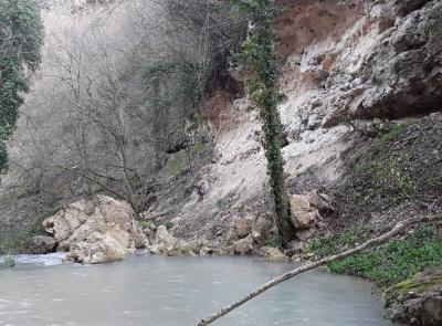 Pieve Torina, lavori in corso sulle sponde del torrente Santangelo: intervento da 275mila euro