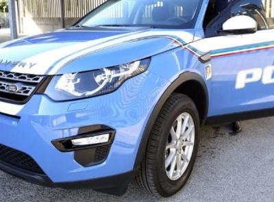 Macerata, ruba abiti in un negozio del centro: denunciata 40enne Macerata, ruba abiti in un negozio del centro: denunciata 40enne