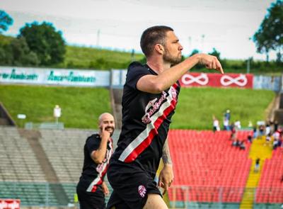 La Maceratese vola in serie D, Gagliardini e Lucero decisivi: Montecchio ko ai rigori La Maceratese vola in serie D, Gagliardini e Lucero decisivi: Montecchio ko ai rigori