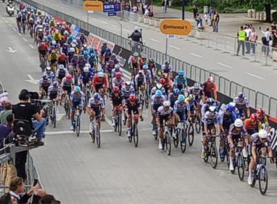 Il Giro d’Italia 2025 entra nelle Marche, l'ottava tappa ai raggi x: Gpm a Sassotetto e arrivo nervoso a Castelraimondo