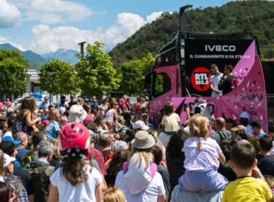 Sarnano si tinge di rosa per il Giro d'Italia: attesa e festa per l’ottava tappa Sarnano si tinge di rosa per il Giro d'Italia: attesa e festa per l’ottava tappa
