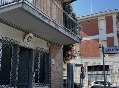 Potenza Picena, forza le finestre e ruba in uno chalet: denunciato un 24enne senza fissa dimora