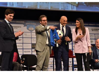 Il Premio Cesarini 2025 "trasloca" a Civitanova per i 10 anni: dai fratelli Baresi a Causio, parterre di stelle dello sport