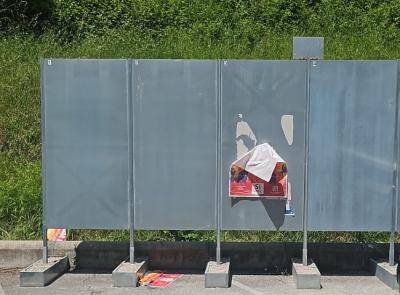 "Manifesti strappati a Camerino, grave atto di vandalismo": la denuncia del Comitato per i Sì ai Referendum "Manifesti strappati a Camerino, grave atto di vandalismo": la denuncia del Comitato per i Sì ai Referendum