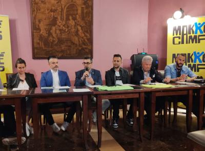 Makkecamp, da Juantorena a Bosetti: a Sarnano il camp di volley con i grandi nomi della pallavolo mondiale Makkecamp, da Juantorena a Bosetti: a Sarnano il camp di volley con i grandi nomi della pallavolo mondiale