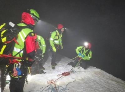 Parapendista precipita sui Sibillini: tratto in salvo dopo 8 ore di soccorsi