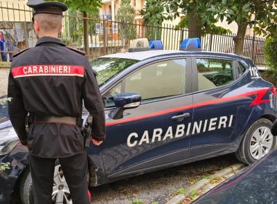 Macerata - Controlli a tappeto dei carabinieri tra bar, strade e luoghi sensibili: multe da 3mila euro in due locali