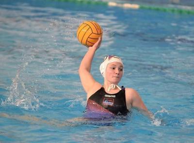 Laura Ruani brilla tra scuola e sport: “Eccellenza marchigiana” delle discipline acquatiche