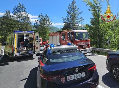 Tragico incidente a Visso: motociclista perde la vita dopo lo scontro con un’auto Tragico incidente a Visso: motociclista perde la vita dopo lo scontro con un’auto