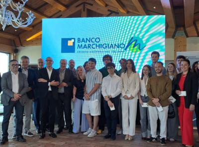 Il Banco Marchigiano premia 25 studenti con le borse di studio “Arnaldo Pistilli” Il Banco Marchigiano premia 25 studenti con le borse di studio “Arnaldo Pistilli”