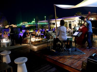 Civitanova, evento speciale da 'Otto Seaside': la Macapea Band rende omaggio a Pino Daniele