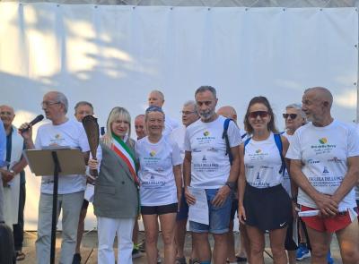 La fiaccola del Pellegrinaggio Macerata–Loreto fa tappa a San Severino