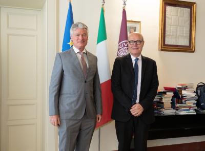 L’ambasciatore Ue in Myanmar in visita all’Università di Macerata: dialogo su cooperazione e futuro globale L’ambasciatore Ue in Myanmar in visita all’Università di Macerata: dialogo su cooperazione e futuro globale