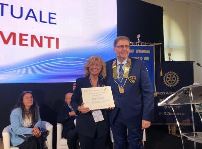 Rotary Club di Macerata premiato per inclusione e leadership: riconoscimenti al Congresso Distrettuale Rotary Club di Macerata premiato per inclusione e leadership: riconoscimenti al Congresso Distrettuale