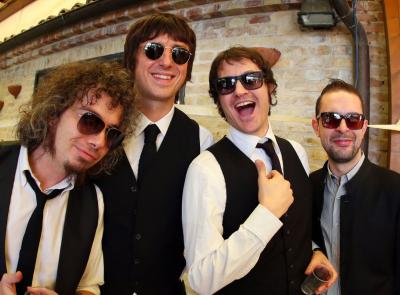 The Ladders al Beatles Day di Mons: la band marchigiana vola in Belgio per un omaggio ai Fab Four The Ladders al Beatles Day di Mons: la band marchigiana vola in Belgio per un omaggio ai Fab Four