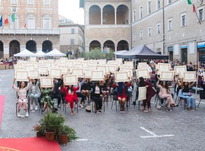 Graduation Day, le cerimonie di laurea dell'Università di Macerata tornano in piazza Vittorio Veneto