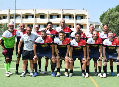 San Severino, gli agenti della polizia locale mettono gli scarpini: in campo ai Campionati nazionali di calcio a 5 San Severino, gli agenti della polizia locale mettono gli scarpini: in campo ai Campionati nazionali di calcio a 5