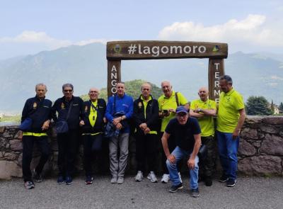 I "Temerari" di Recanati conquistano Stelvio e Mortirolo: 1.500 km in Vespa tra arte, storia e grandi salite I "Temerari" di Recanati conquistano Stelvio e Mortirolo: 1.500 km in Vespa tra arte, storia e grandi salite