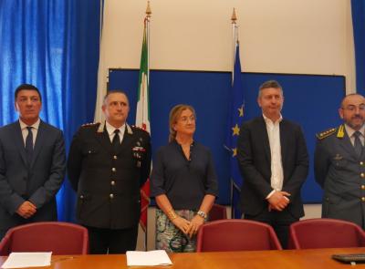 Ricostruzione post-sisma: sinergia tra le Forze dell’Ordine per tutelare legalità e trasparenza (FOTO e VIDEO) Ricostruzione post-sisma: sinergia tra le Forze dell’Ordine per tutelare legalità e trasparenza (FOTO e VIDEO)