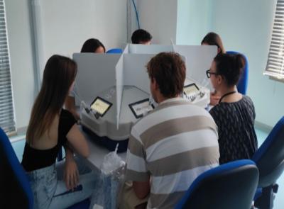 Monitoraggio degli odori: l’olfatto umano entra nel laboratorio Arpam grazie a valutatori specializzati Monitoraggio degli odori: l’olfatto umano entra nel laboratorio Arpam grazie a valutatori specializzati