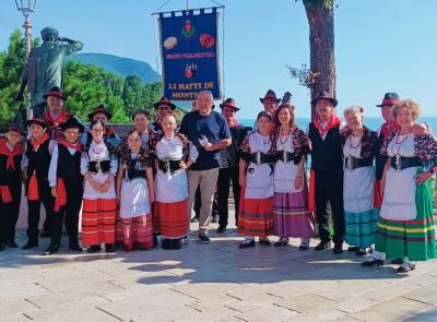 Li Matti de Montecò conquistano Rai1: il folk marchigiano a 'Unomattina Estate'