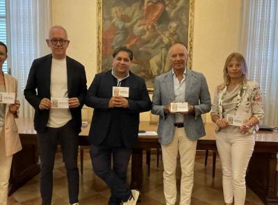 La raccolta differenziata non va in vacanza: i mini Ecopunti tornano nelle spiagge del Maceratese La raccolta differenziata non va in vacanza: i mini Ecopunti tornano nelle spiagge del Maceratese