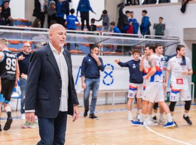 Basket, conferme e novità in casa Attila: Coen ancora al timone, Bartoli alla guida del settore giovanile Basket, conferme e novità in casa Attila: Coen ancora al timone, Bartoli alla guida del settore giovanile