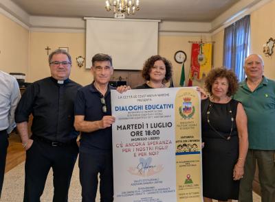 “C’è ancora speranza per i nostri figli?”: grande partecipazione ai Dialoghi Educativi a Civitanova