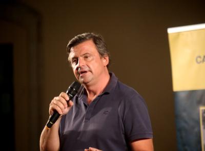 Regionali, Azione si sfila: “Né con Ricci né con Acquaroli. No alla corsa elettorale” Regionali, Azione si sfila: “Né con Ricci né con Acquaroli. No alla corsa elettorale”