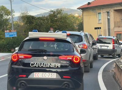 Treia, maltrattamenti in famiglia: scatta il braccialetto elettronico per un 38enne