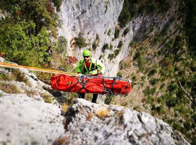 Soccorsi in aumento nei Sibillini: "Troppi percorsi sottovalutati, non è un parco giochi" Soccorsi in aumento nei Sibillini: "Troppi percorsi sottovalutati, non è un parco giochi"